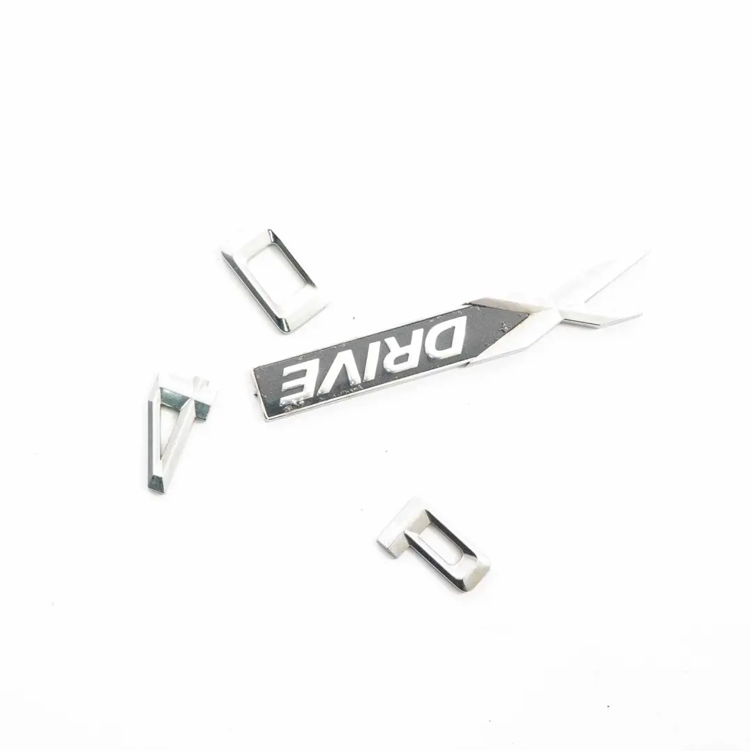 Emblema Adherido Guardabarros Delantero Panel Logo xDrive 40d para BMW X5 E70 con número de pieza 7271507 BMW X5 E70 Emblema Adherido Guardabarros Delantero Panel Logo xDrive 40d - SKU 7271507 - Número de pieza 7271507