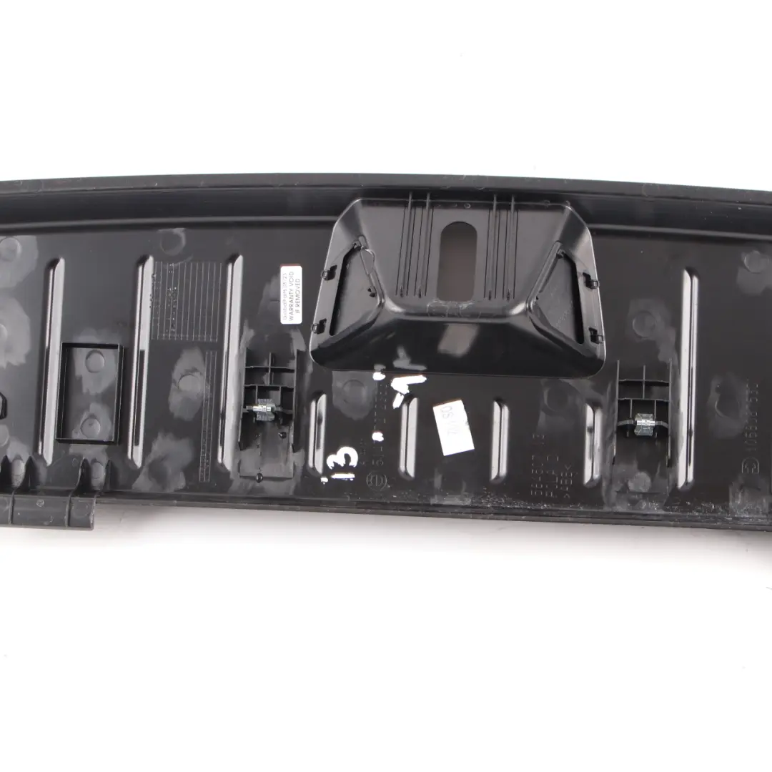 Panel Progu Pasa Listwa Bagażnika Czarny do BMW i3 I01 o numerze 7272383 BMW i3 I01 Panel Progu Pasa Listwa Bagażnika Czarny - SKU 7272383-1 - Numer Części 7272383