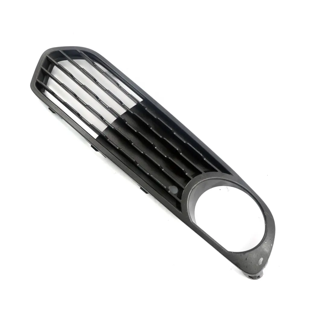 Stoßstange vorne rechts Gitter Kühlergrill Nebelscheinwerfer für BMW F20 F21 mit Teilenummer 7272558 BMW F20 F21 Stoßstange vorne rechts Gitter Kühlergrill Nebelscheinwerfer - SKU 7272558 - Teilenummer 7272558