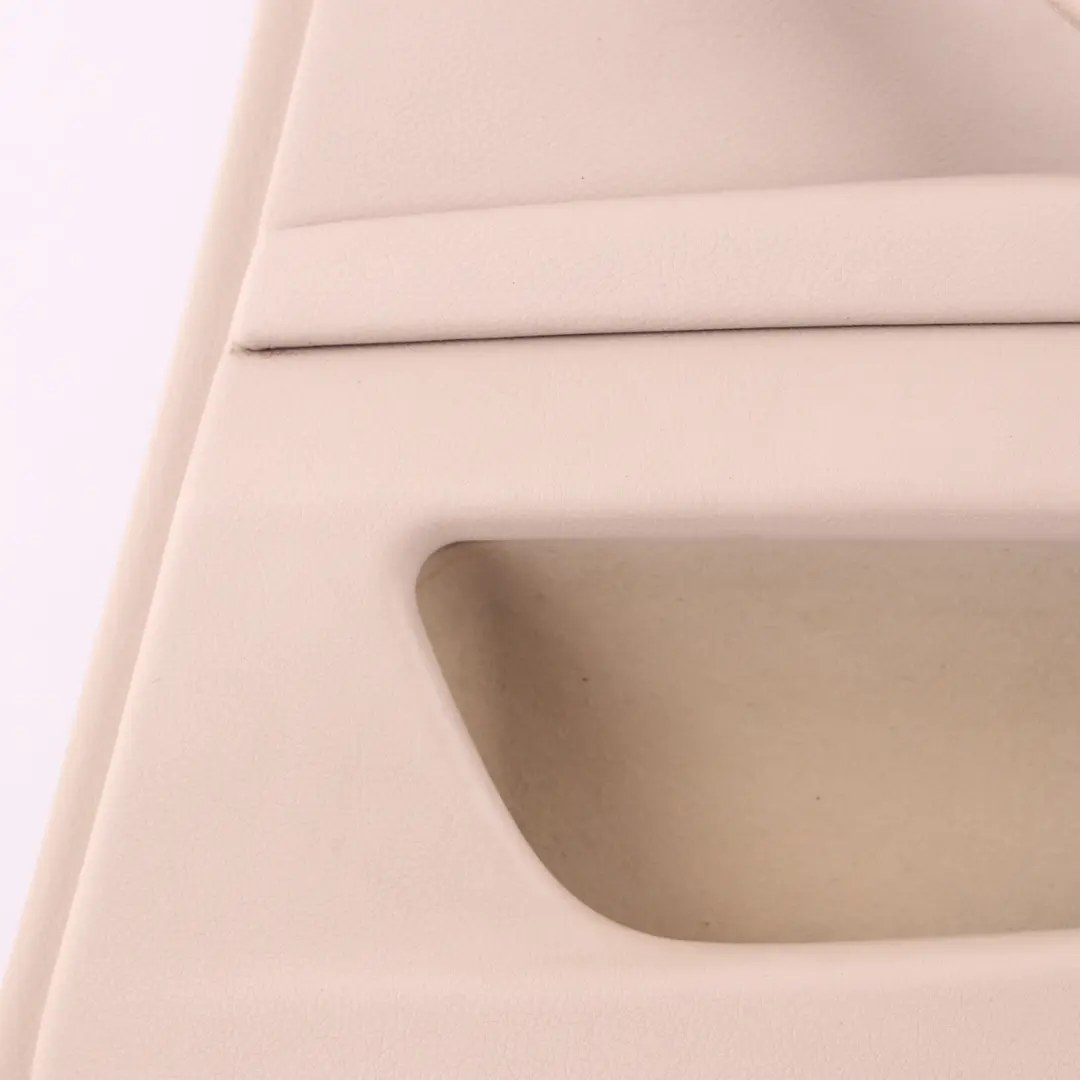 Door Card Rear Right O/S Lining Panel Leather Dakota Oyster to BMW F10 F11 with Part number 7273288 BMW F10 F11 Door Card Rear Right O/S Lining Panel Leather Dakota Oyster - SKU 7273288 - Part number 7273288