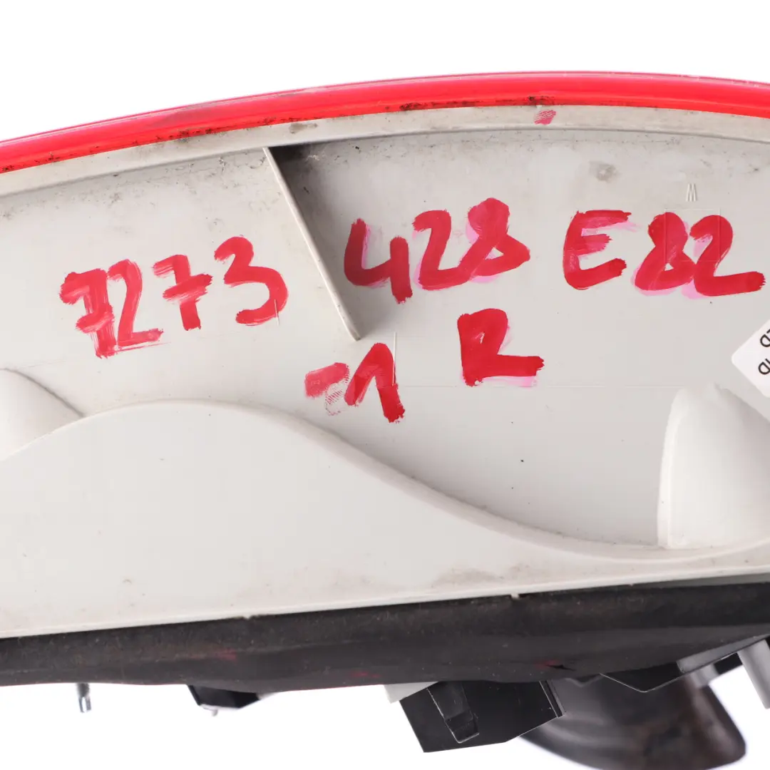 Lamp BMW E82 E88 Coupe Cabrio Tail Light Lightning Right O/S to Rear with Part number 7273428 Rear Lamp BMW E82 E88 Coupe Cabrio Tail Light Lightning Right O/S - SKU 7273428-1 - Part number 7273428