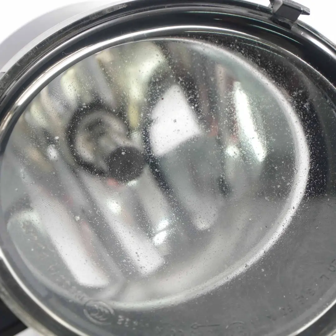 Fog Light BMW E82 E88 Fog Lamp Front Bumper Left N/S Lighting Unit to with Part number 7273447 Fog Light BMW E82 E88 Fog Lamp Front Bumper Left N/S Lighting Unit - SKU 7273447 - Part number 7273447