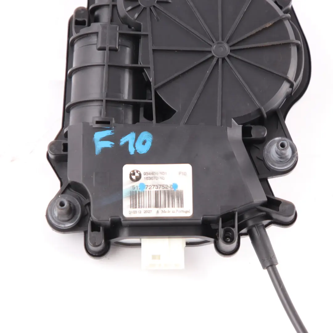 Trunk Lid Tailgate Power Lock Drive Motor Control Unit to BMW F10 with Part number 7273752 BMW F10 Trunk Lid Tailgate Power Lock Drive Motor Control Unit - SKU 7273752 - Part number 7273752