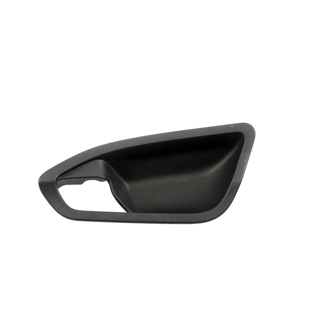 Interior Izquierda Tapa Abrepuertas Embellecedor Negro 7270975 para BMW F20 F21 F22 con número de pieza 7274487 BMW F20 F21 F22 Interior Izquierda Tapa Abrepuertas Embellecedor Negro 7270975 - SKU 7274487 - Número de pieza 7274487
