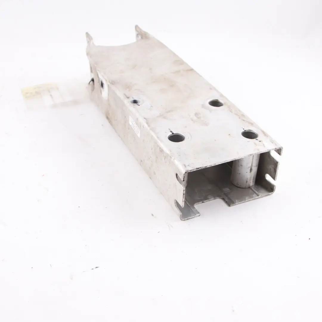 Refuerzo Parachoques Delantero Izquierdo Portabarras para BMW X3 F25 con número de pieza 7274657 BMW X3 F25 Refuerzo Parachoques Delantero Izquierdo Portabarras - SKU 7274657 - Número de pieza 7274657