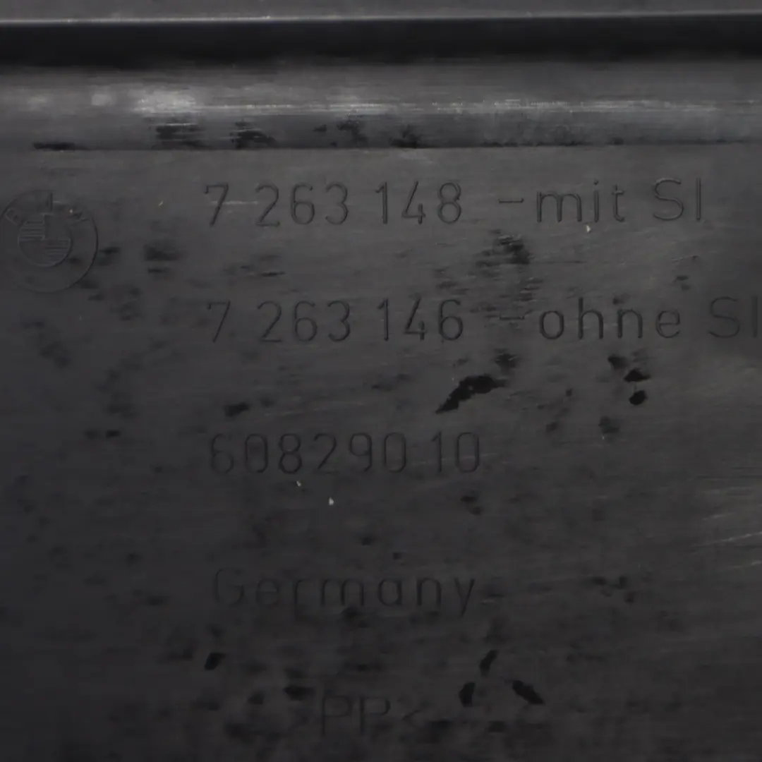 Osłona Klapy Bagażnika Środkowa Wykończenie do BMW F31 Touring o numerze 7274776 BMW F31 Touring Osłona Klapy Bagażnika Środkowa Wykończenie - SKU 7274776-1 - Numer Części 7274776