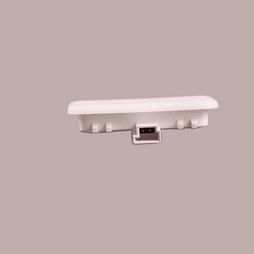 Luce interna BMW F40 Visiera parasole Illuminazione Lampada LED per con numero di parte 7276401 Luce interna BMW F40 Visiera parasole Illuminazione Lampada LED - SKU 7276401 - Numero di parte 7276401