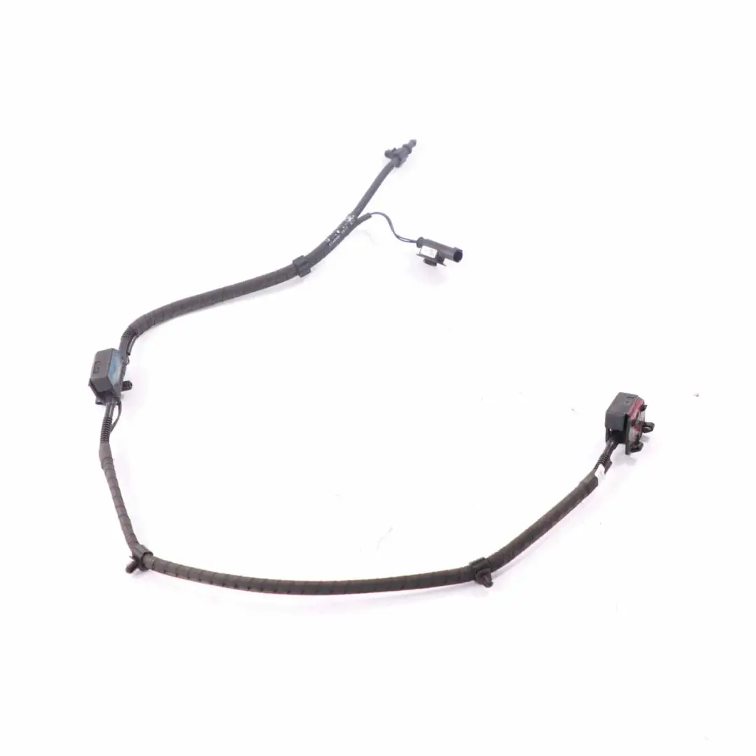 Przewód Spryskiwaczy Dysza do BMW F30 F80 M3 F31 o numerze 7276500 BMW F30 F80 M3 F31 Przewód Spryskiwaczy Dysza - SKU 7276500-2 - Numer Części 7276500