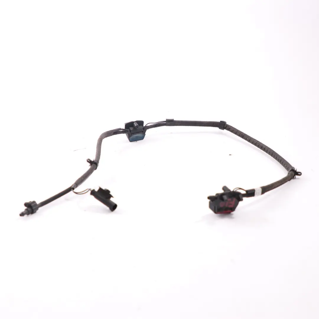 Przewód Spryskiwaczy Dysza do BMW F30 F80 M3 F31 o numerze 7276500 BMW F30 F80 M3 F31 Przewód Spryskiwaczy Dysza - SKU 7276500-2 - Numer Części 7276500