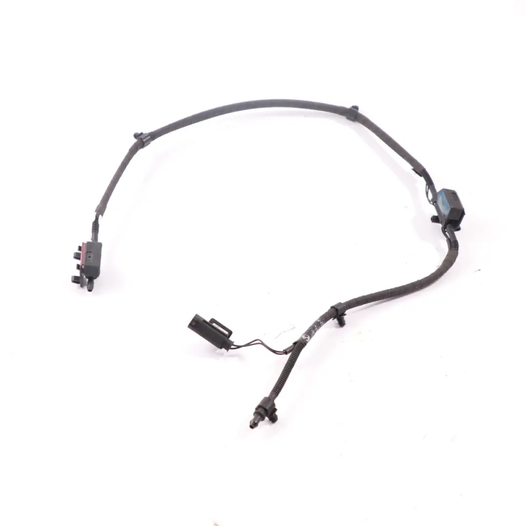 BMW F30 F80 M3 F31 Windscreen Washer System Nozzle Jet - SKU 7276500-2 - Part number 7276500