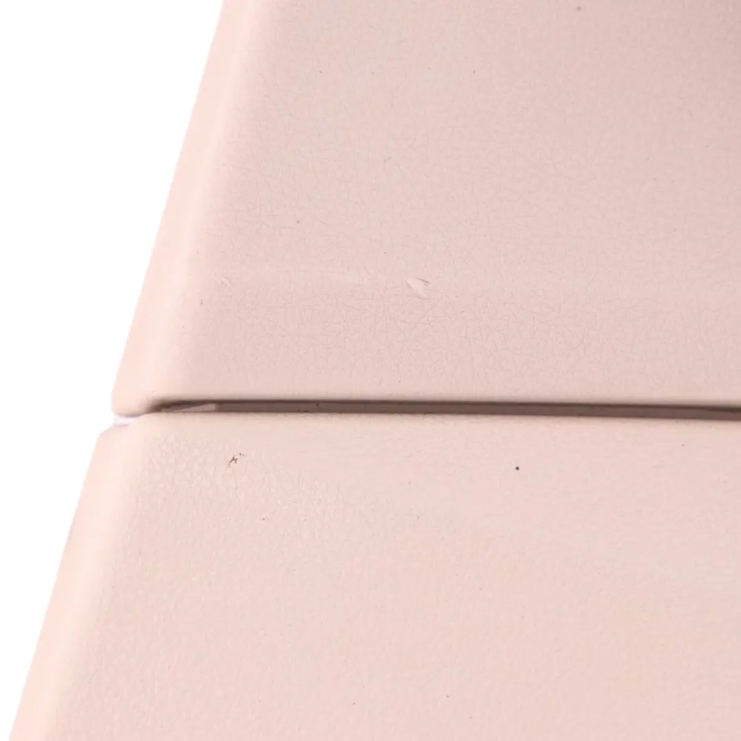 Panel de la tarjeta de puerta trasera derecha de cuero Dakota Oyster para BMW F20 con número de pieza 7278492 BMW F20 Panel de la tarjeta de puerta trasera derecha de cuero Dakota Oyster - SKU 7278492 - Número de pieza 7278492