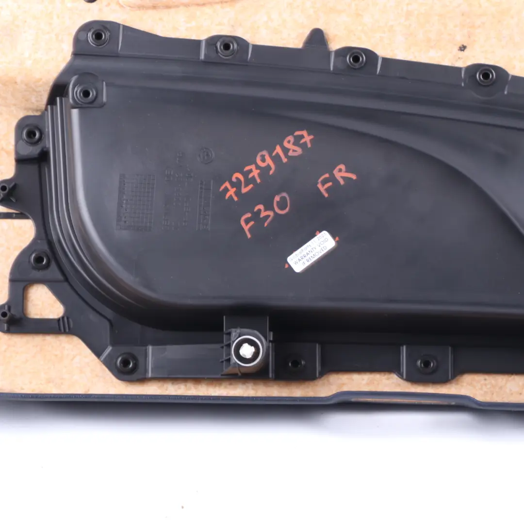 Door Card Front Right O/S Lining Panel Fabric Anthracite Grey to BMW F30 F31 with Part number 7279188 BMW F30 F31 Door Card Front Right O/S Lining Panel Fabric Anthracite Grey - SKU 7279188 - Part number 7279188