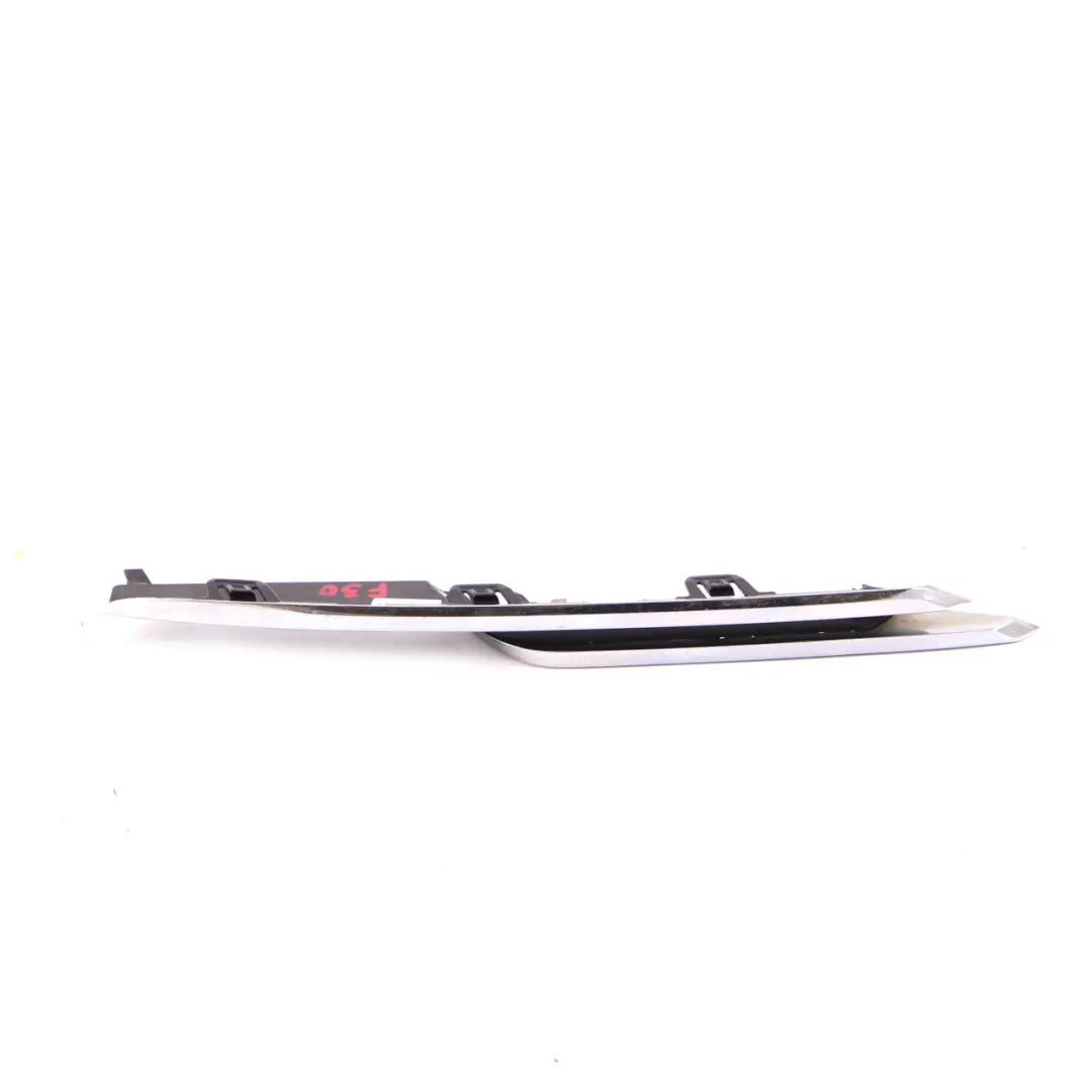 Front Bumper Trim Strip Luxury Line Right O/S Grid Grille Chrome to BMW F30 F31 with Part number 7279698 BMW F30 F31 Front Bumper Trim Strip Luxury Line Right O/S Grid Grille Chrome - SKU 7279698 - Part number 7279698