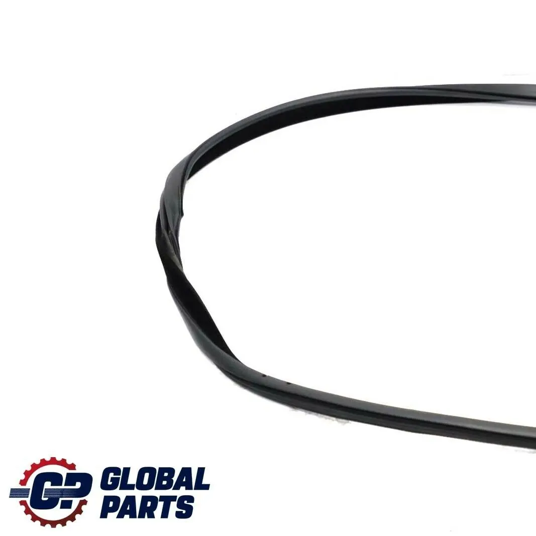 Puerta Delantera Izquierda Burlete Exterior para BMW F32 F82 M4 con número de pieza 7279741 BMW F32 F82 M4 Puerta Delantera Izquierda Burlete Exterior - SKU 7279741 - Número de pieza 7279741