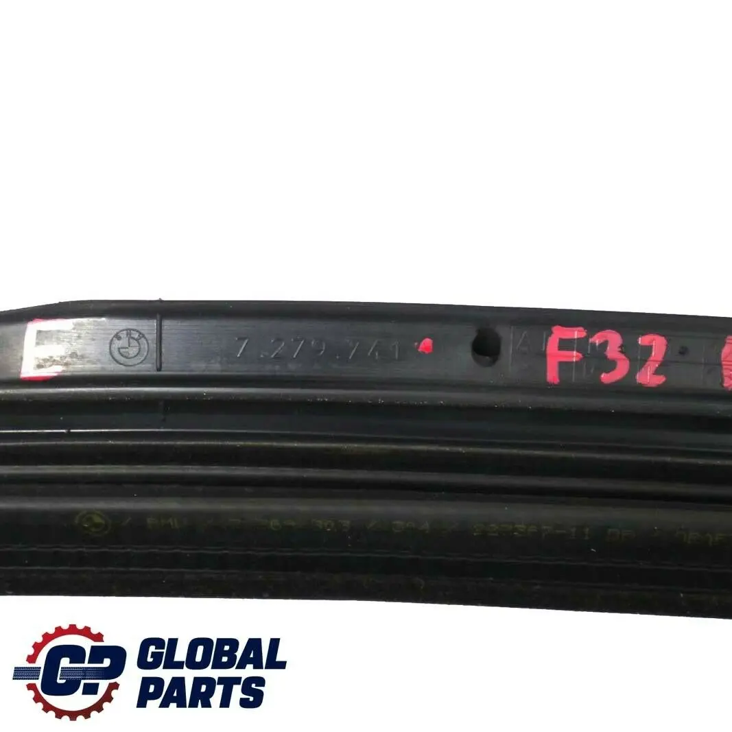 Puerta Delantera Izquierda Burlete Exterior para BMW F32 F82 M4 con número de pieza 7279741 BMW F32 F82 M4 Puerta Delantera Izquierda Burlete Exterior - SKU 7279741 - Número de pieza 7279741