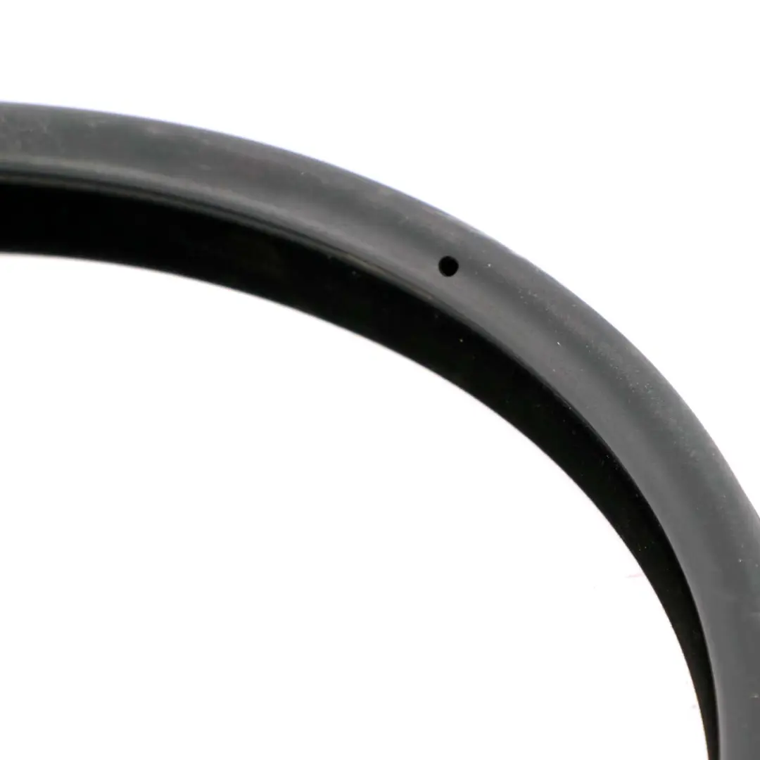 Puerta Delantera Izquierda Derecha Mucket Tira de Sellado para BMW F33 Convertible con número de pieza 7279747 BMW F33 Convertible Puerta Delantera Izquierda Derecha Mucket Tira de Sellado - SKU 7279747 - Número de pieza 7279747