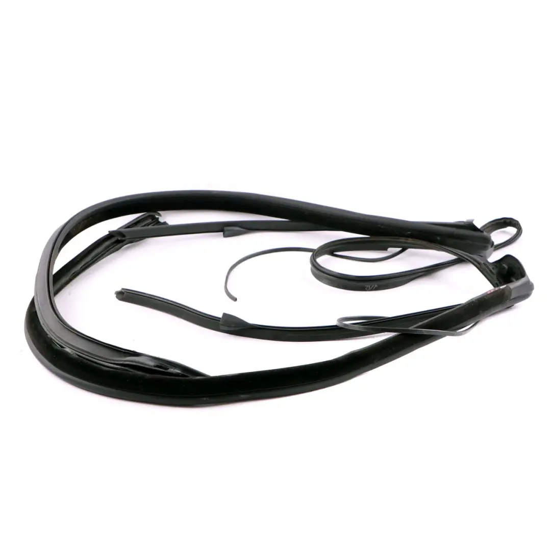 Joint Pare-Brise Avant BMW F33 F83 M4 Cache Caoutchouc Montant PareBrise pour à propos du numéro de pièce 7279772 Joint Pare-Brise Avant BMW F33 F83 M4 Cache Caoutchouc Montant PareBrise - SKU 7279772 - Numéro de pièce 7279772