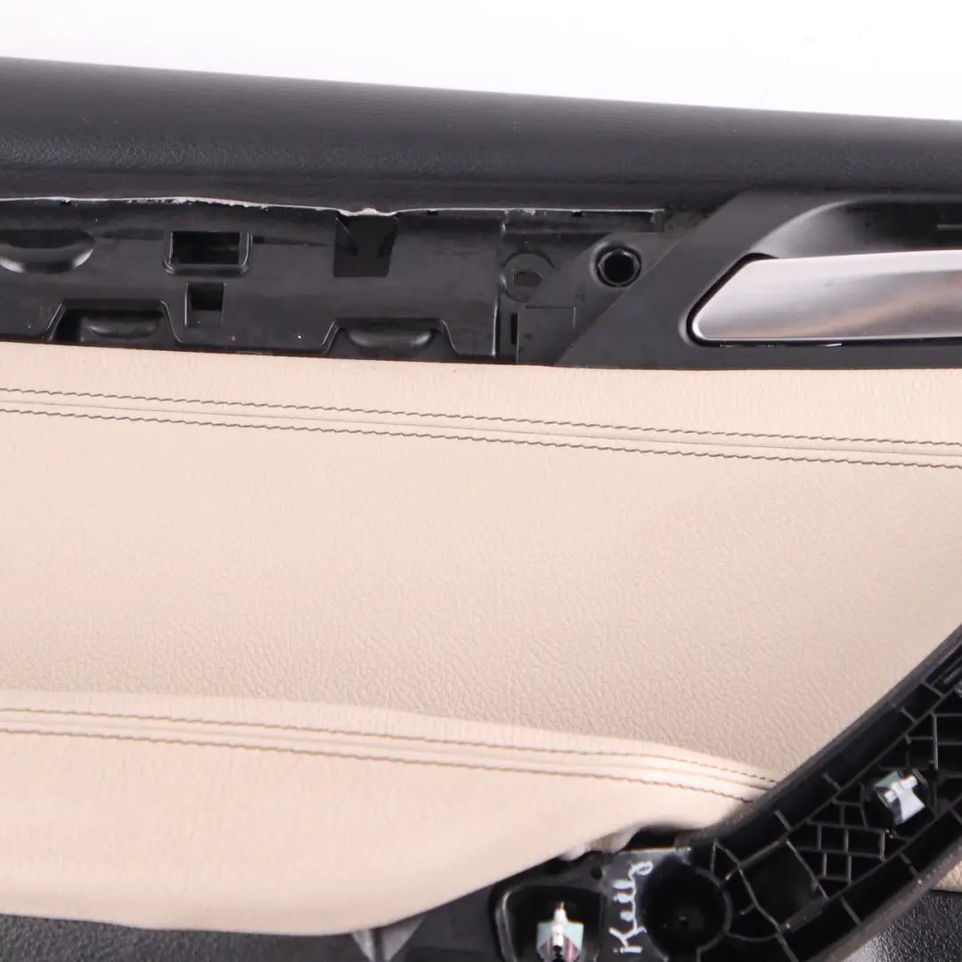 Scheda Porta Posteriore Sinistra Rivestimento Pelle Nevada Oyster per BMW X3 F25 con numero di parte 7279925 BMW X3 F25 Scheda Porta Posteriore Sinistra Rivestimento Pelle Nevada Oyster - SKU 7279925 - Numero di parte 7279925