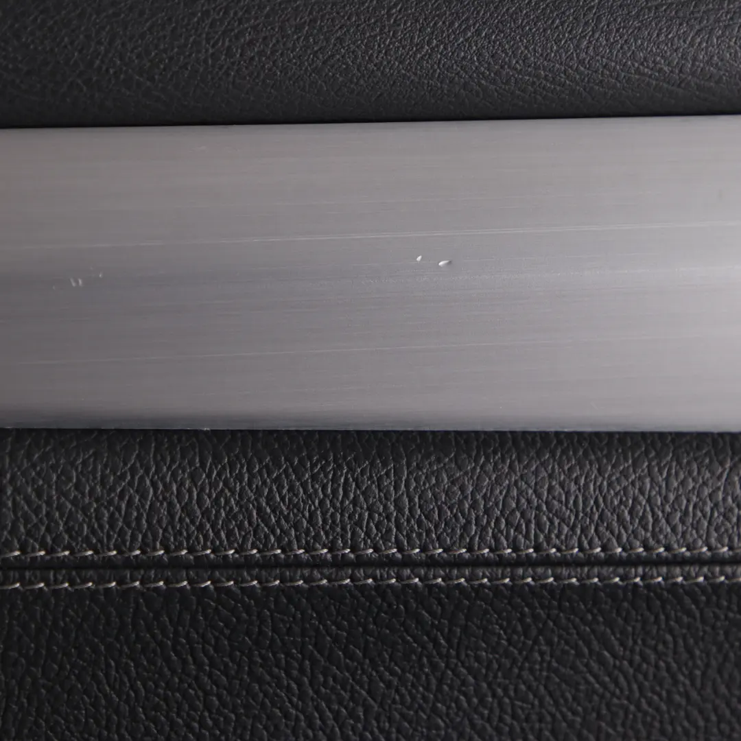 Scheda porta BMW F25 Rivestimento posteriore sinistro Copertura pele Nevada Nero per con numero di parte 7279929 Scheda porta BMW F25 Rivestimento posteriore sinistro Copertura pele Nevada Nero - SKU 7279929 - Numero di parte 7279929