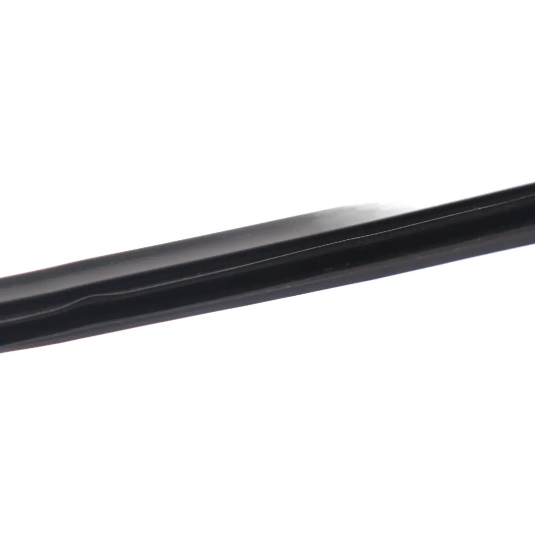 Junta Interior Ventana Trasera Izquierda Canal para BMW F33 F83 M4 con número de pieza 7280296 BMW F33 F83 M4 Junta Interior Ventana Trasera Izquierda Canal - SKU 7280296 - Número de pieza 7280296