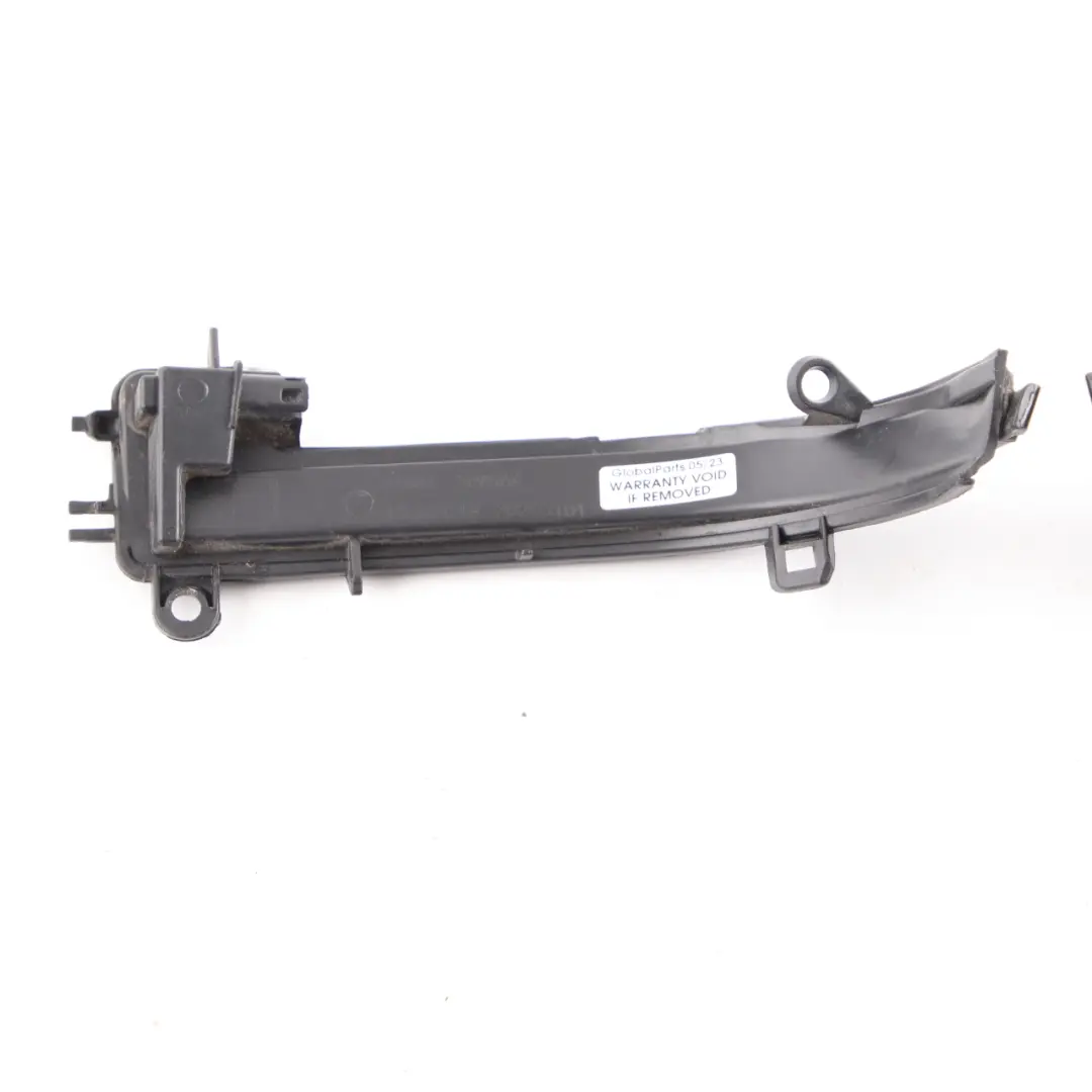 Clignotant Miroir d'aile Set 7280771 pour BMW F20 F21 F30 F31 à propos du numéro de pièce 7280772 BMW F20 F21 F30 F31 Clignotant Miroir d'aile Set 7280771 - SKU 7280772-2 - Numéro de pièce 7280772