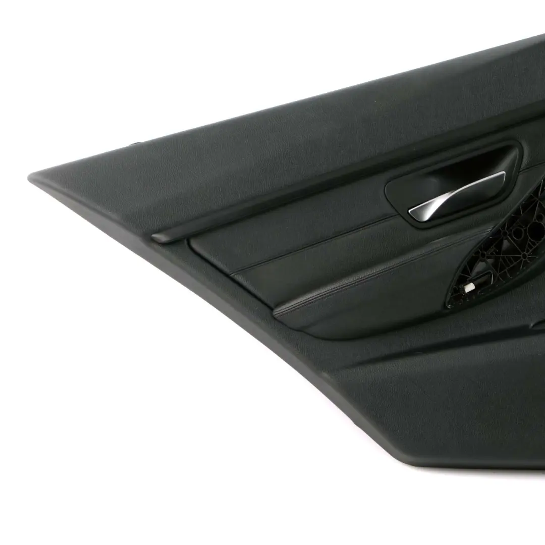 Boczek Drzwi Lewy Tył Czarna Skóra Dakota Black do BMW F30 F31 o numerze 7281017 BMW F30 F31 Boczek Drzwi Lewy Tył Czarna Skóra Dakota Black - SKU 7281017 - Numer Części 7281017