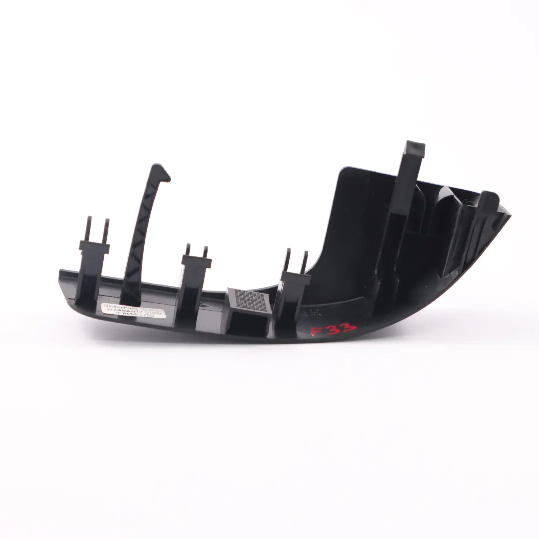 Panneau de Siège Avant Droit Noir pour BMW F12 F13 F06 F33 F83 à propos du numéro de pièce 7284016 BMW F12 F13 F06 F33 F83 Panneau de Siège Avant Droit Noir - SKU 7284016 - Numéro de pièce 7284016