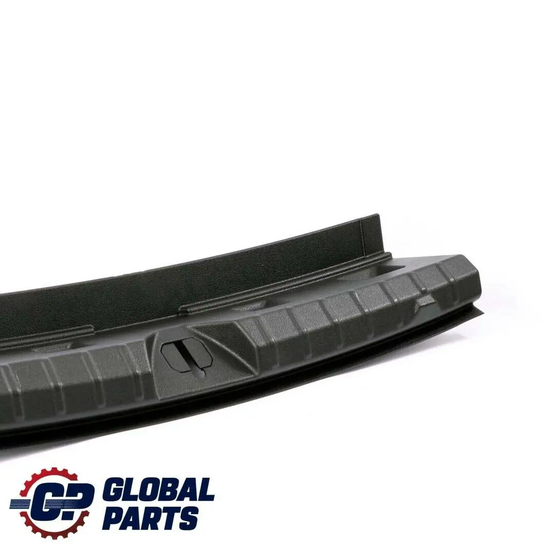 BMW F32 F82 M4 LCI Touring Blende Ladekante Schwarz 5147 - SKU 7284138 - Teilenummer 6988986