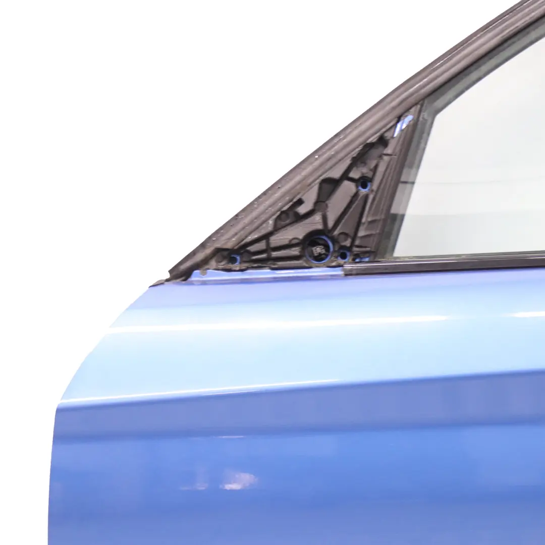 Porta anteriore sinistra Estorilblau Estoril Blue 2 Metallic - B45 per BMW F20 con numero di parte 7284511 BMW F20 Porta anteriore sinistra Estorilblau Estoril Blue 2 Metallic - B45 - SKU 7284511-EB1 - Numero di parte 7284511