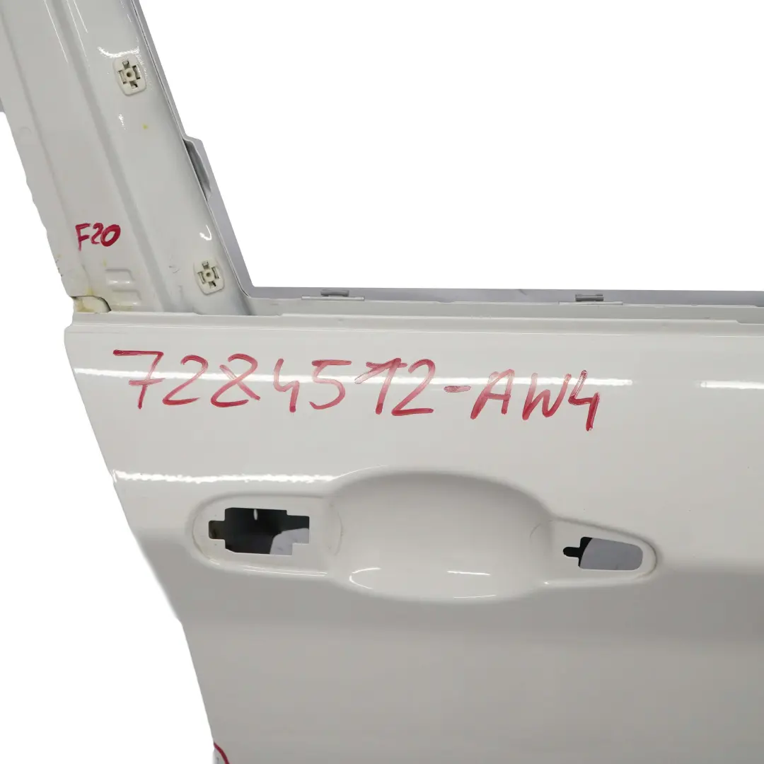 Drzwi Prawe Przednie Przód Alpinweiss 300 do BMW F20 o numerze 7284512 BMW F20 Drzwi Prawe Przednie Przód Alpinweiss 300 - SKU 7284512-AW4 - Numer Części 7284512