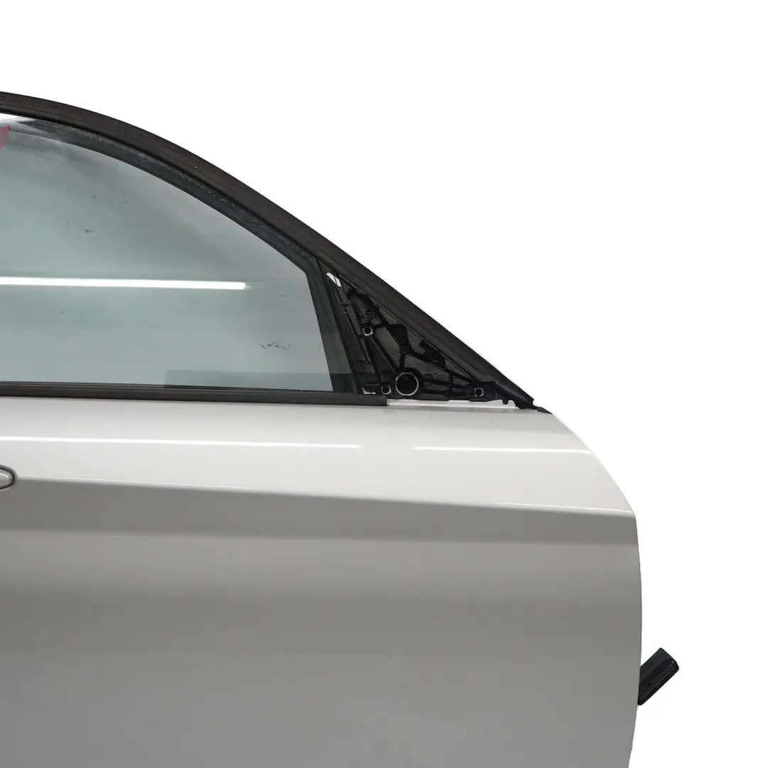 Puerta Delantera Derecha Glacier Silver Silber Metallic - A83 para BMW F20 con número de pieza 7284512 BMW F20 Puerta Delantera Derecha Glacier Silver Silber Metallic - A83 - SKU 7284512-GSB1 - Número de pieza 7284512
