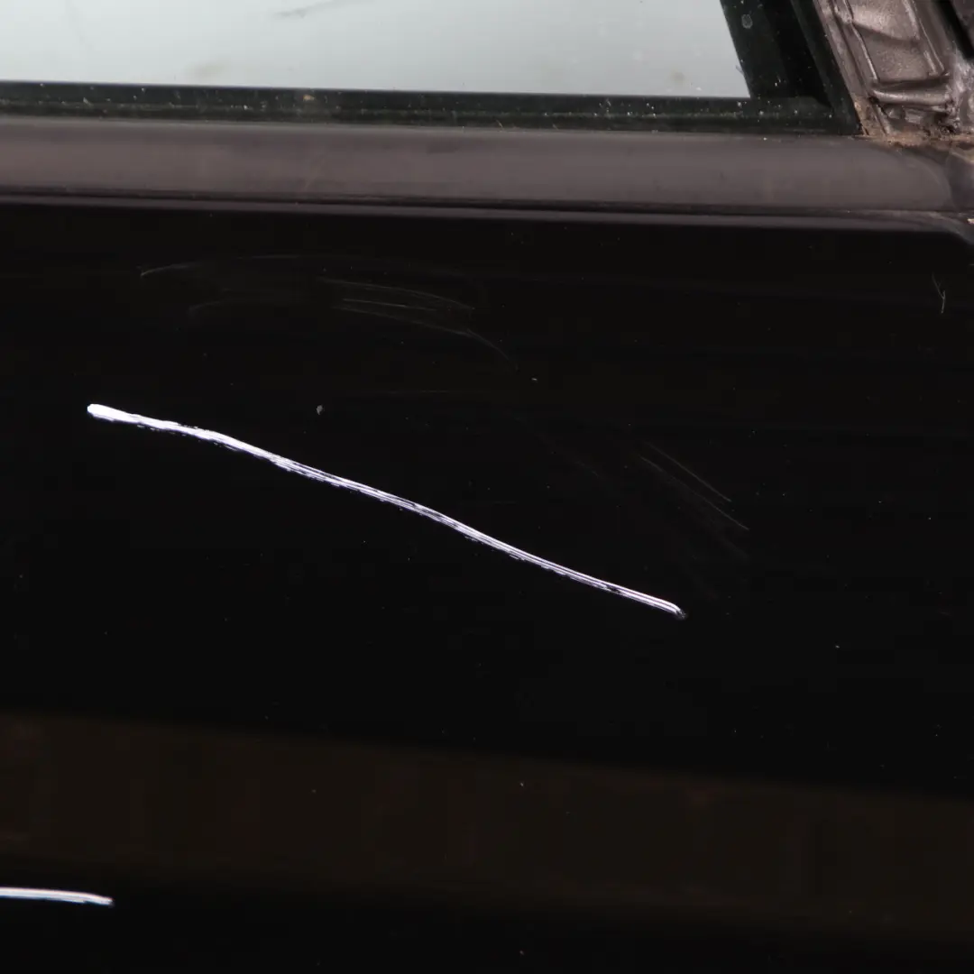 Drzwi Prawe Przednie Schwarz 2 - 668 do BMW F20 o numerze 7284512 BMW F20 Drzwi Prawe Przednie Schwarz 2 - 668 - SKU 7284512-SCH1 - Numer Części 7284512