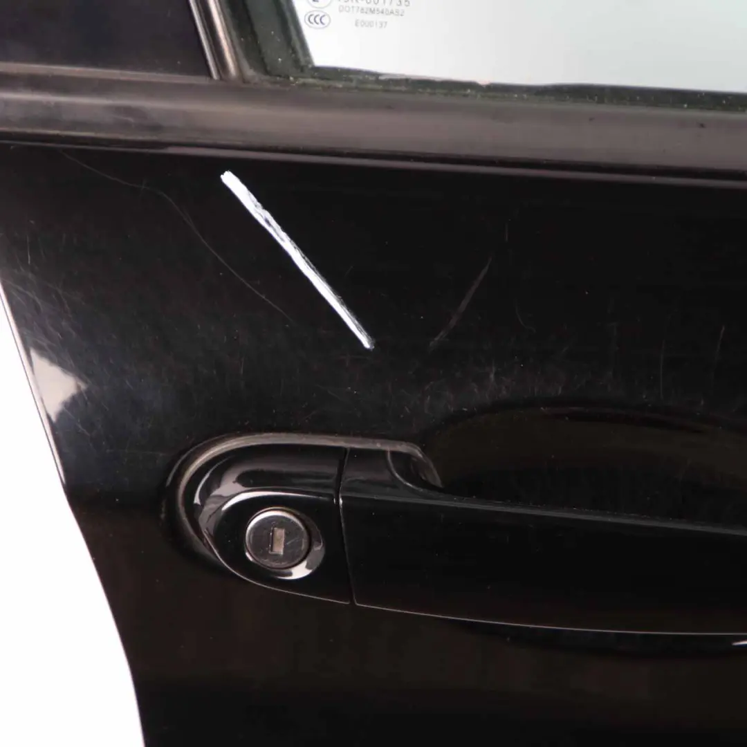 Drzwi Prawe Przednie Schwarz 2 - 668 do BMW F20 o numerze 7284512 BMW F20 Drzwi Prawe Przednie Schwarz 2 - 668 - SKU 7284512-SCH1 - Numer Części 7284512