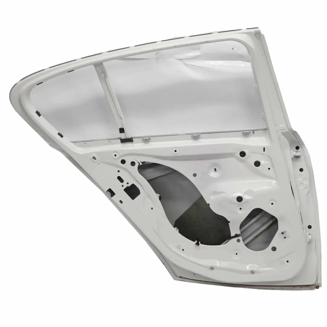 Porta posteriore sinistra Bianco Mineralweiss metallizzato - A96 per BMW F20 con numero di parte 7284515 BMW F20 Porta posteriore sinistra Bianco Mineralweiss metallizzato - A96 - SKU 7284515-MW2 - Numero di parte 7284515