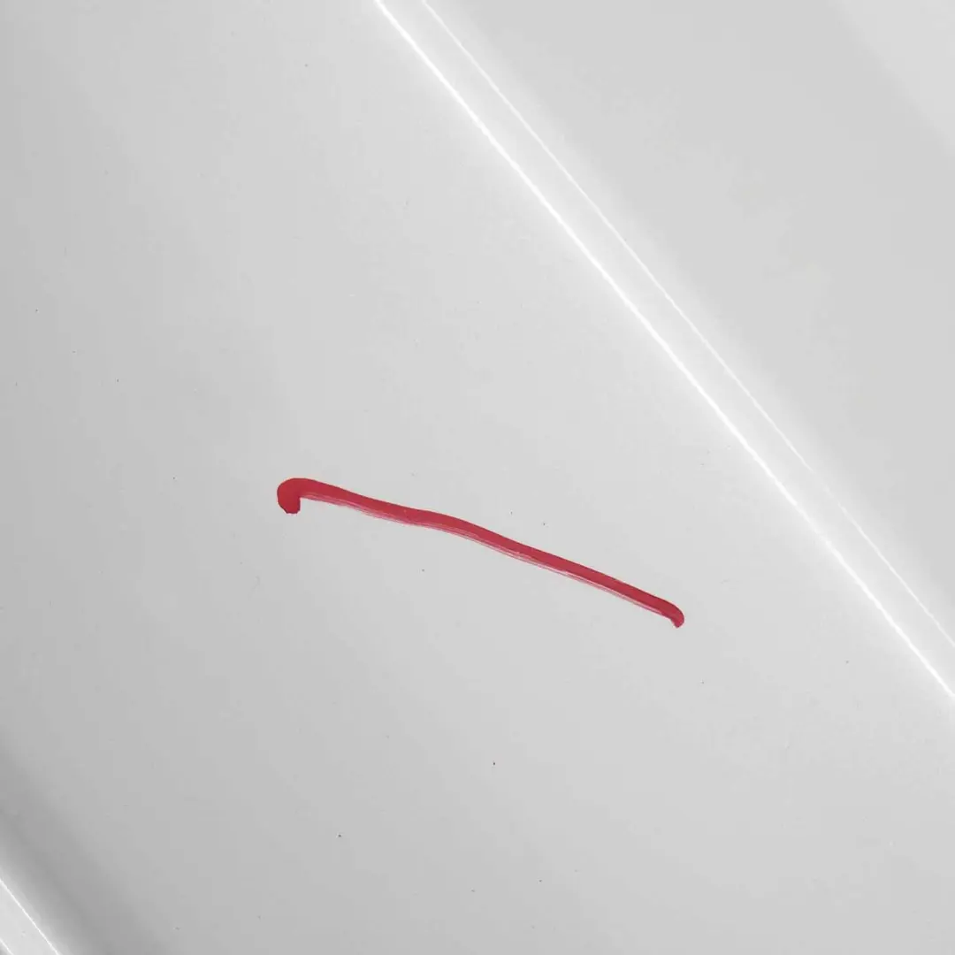 Porta posteriore sinistra Bianco Mineralweiss metallizzato - A96 per BMW F20 con numero di parte 7284515 BMW F20 Porta posteriore sinistra Bianco Mineralweiss metallizzato - A96 - SKU 7284515-MW2 - Numero di parte 7284515