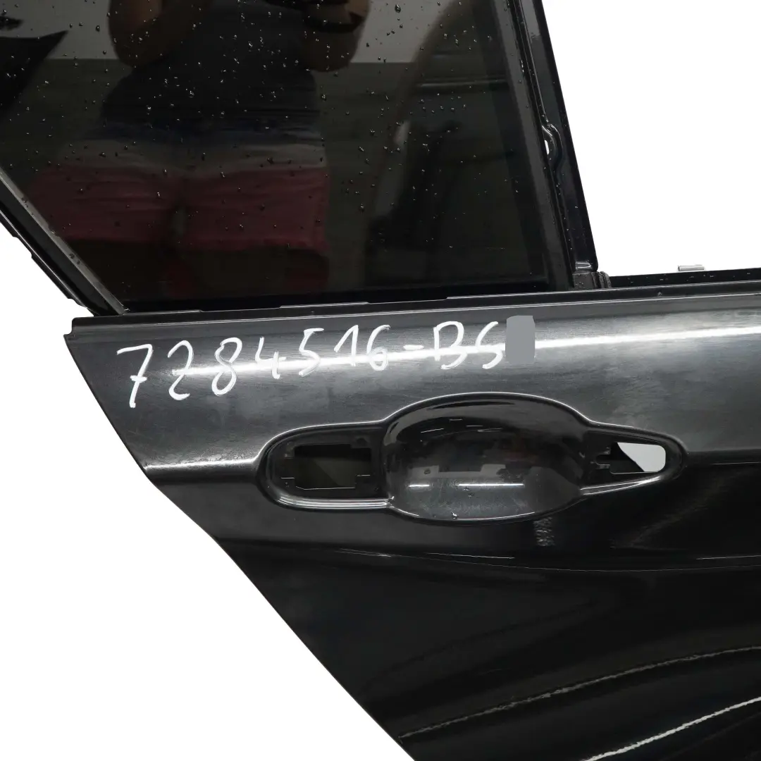Porta Posteriore Destra O/S Nero Zaffiro Metallizzato - 475 per BMW F20 con numero di parte 7284516 BMW F20 Porta Posteriore Destra O/S Nero Zaffiro Metallizzato - 475 - SKU 7284516-BS - Numero di parte 7284516