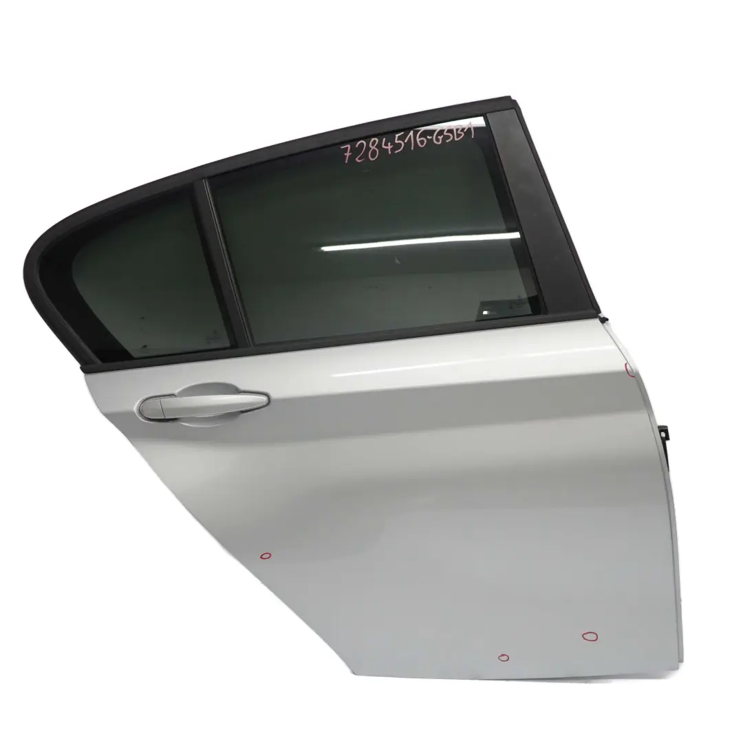 Tür Hinten Rechts Glacier Silber Metallic - A83 für BMW F20 mit Teilenummer 7284516 BMW F20 Tür Hinten Rechts Glacier Silber Metallic - A83 - SKU 7284516-GSB1 - Teilenummer 7284516