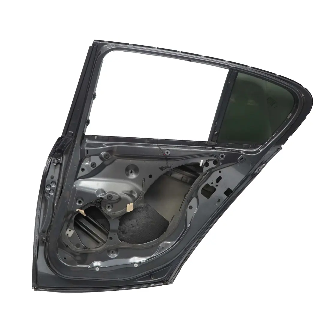 Drzwi Prawe Tylne Mineralgrau Grau - B39 do BMW F20 o numerze 7284516 BMW F20 Drzwi Prawe Tylne Mineralgrau Grau - B39 - SKU 7284516-MG2 - Numer Części 7284516