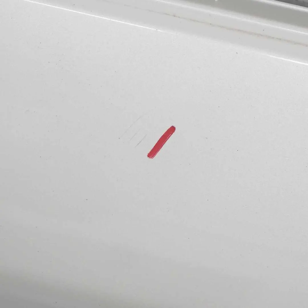 Puerta Trasera Derecha Mineralweiss Blanco Mineral Metalizado - A96 para BMW F20 con número de pieza 7284516 BMW F20 Puerta Trasera Derecha Mineralweiss Blanco Mineral Metalizado - A96 - SKU 7284516-MW2 - Número de pieza 7284516