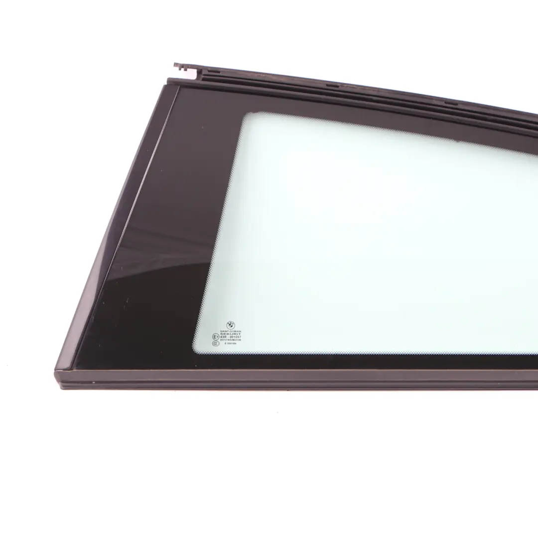Vitre latérale arrière gauche AS2 pour BMW F21 à propos du numéro de pièce 7284567 BMW F21 Vitre latérale arrière gauche AS2 - SKU 7284567 - Numéro de pièce 7284567