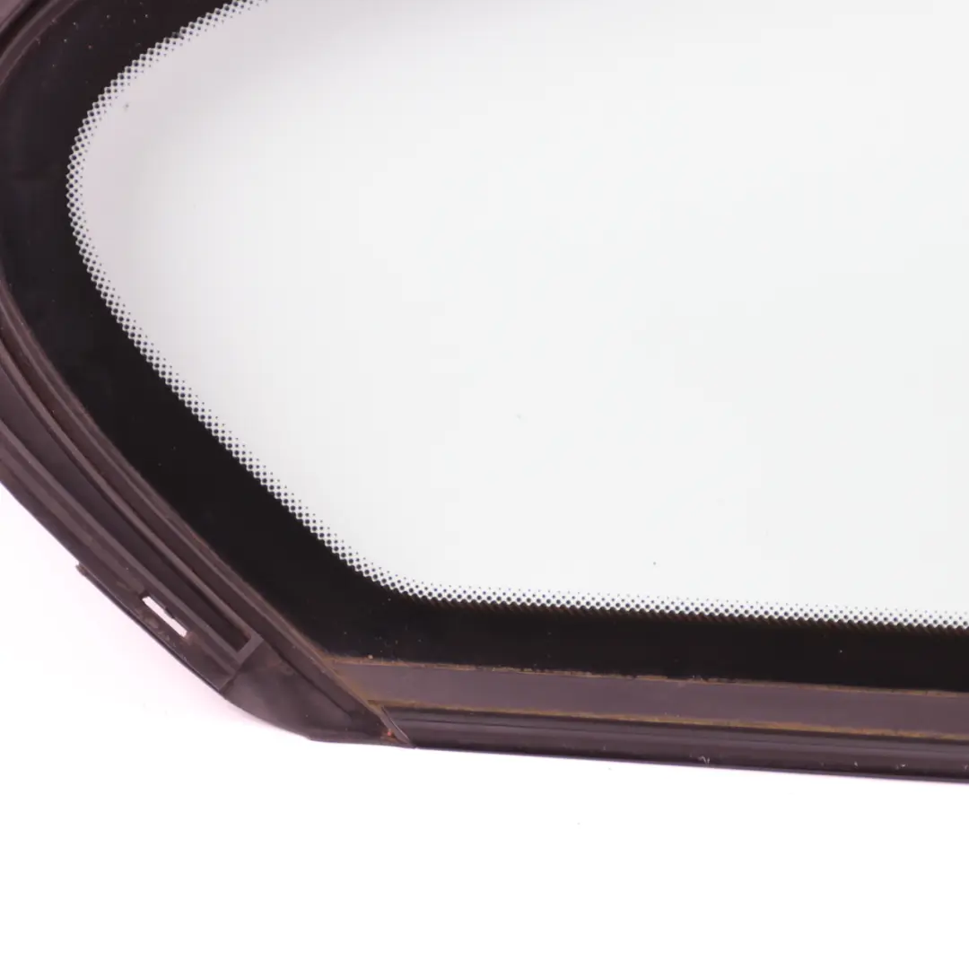 Lado Ventana Cuarto =Trasero Derecho AS2 Acristalamiento Brillo para BMW F21 con número de pieza 7284568 BMW F21 Lado Ventana Cuarto =Trasero Derecho AS2 Acristalamiento Brillo - SKU 7284568 - Número de pieza 7284568