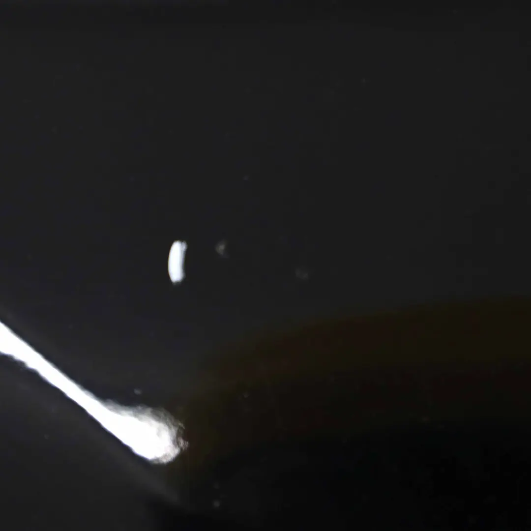 Pannello Laterale Parafango Anteriore Sinistro Nero Zaffiro - 475 per BMW F20 F22 con numero di parte 7284645 BMW F20 F22 Pannello Laterale Parafango Anteriore Sinistro Nero Zaffiro - 475 - SKU 7284645-BS2 - Numero di parte 7284645