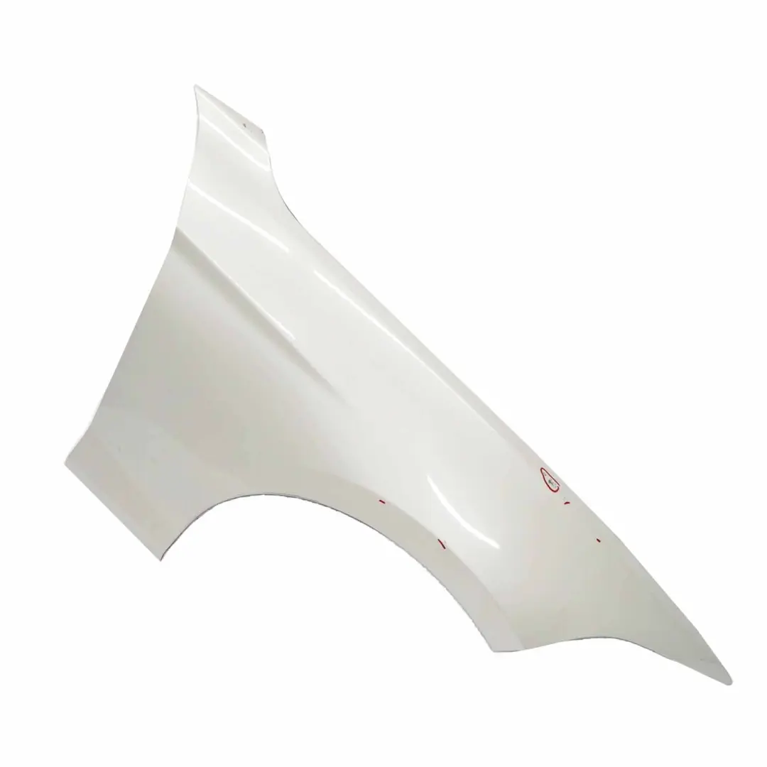  Panel lateral BMW F20 F22 Guardabarros delantero derecho Mineralweiss Blanco A96 - SKU 7284646-MW1 - Número de pieza 7284646