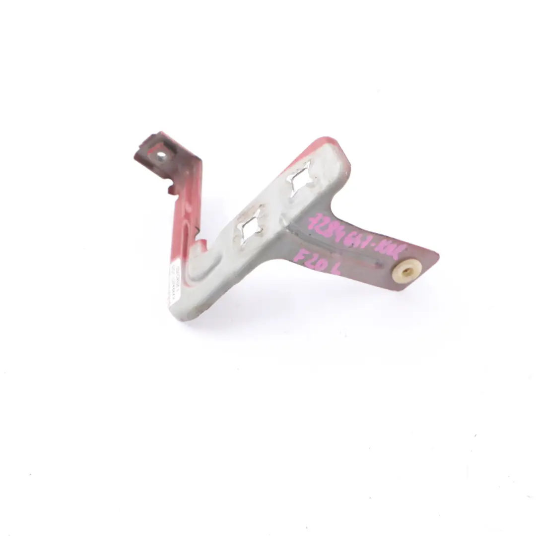 Support Garde-Boue Avant Gauche 3 Couleurs Rouge Carmin - A61 pour BMW F20 F21 à propos du numéro de pièce 7284647 BMW F20 F21 Support Garde-Boue Avant Gauche 3 Couleurs Rouge Carmin - A61 - SKU 7284647-KAR - Numéro de pièce 7284647