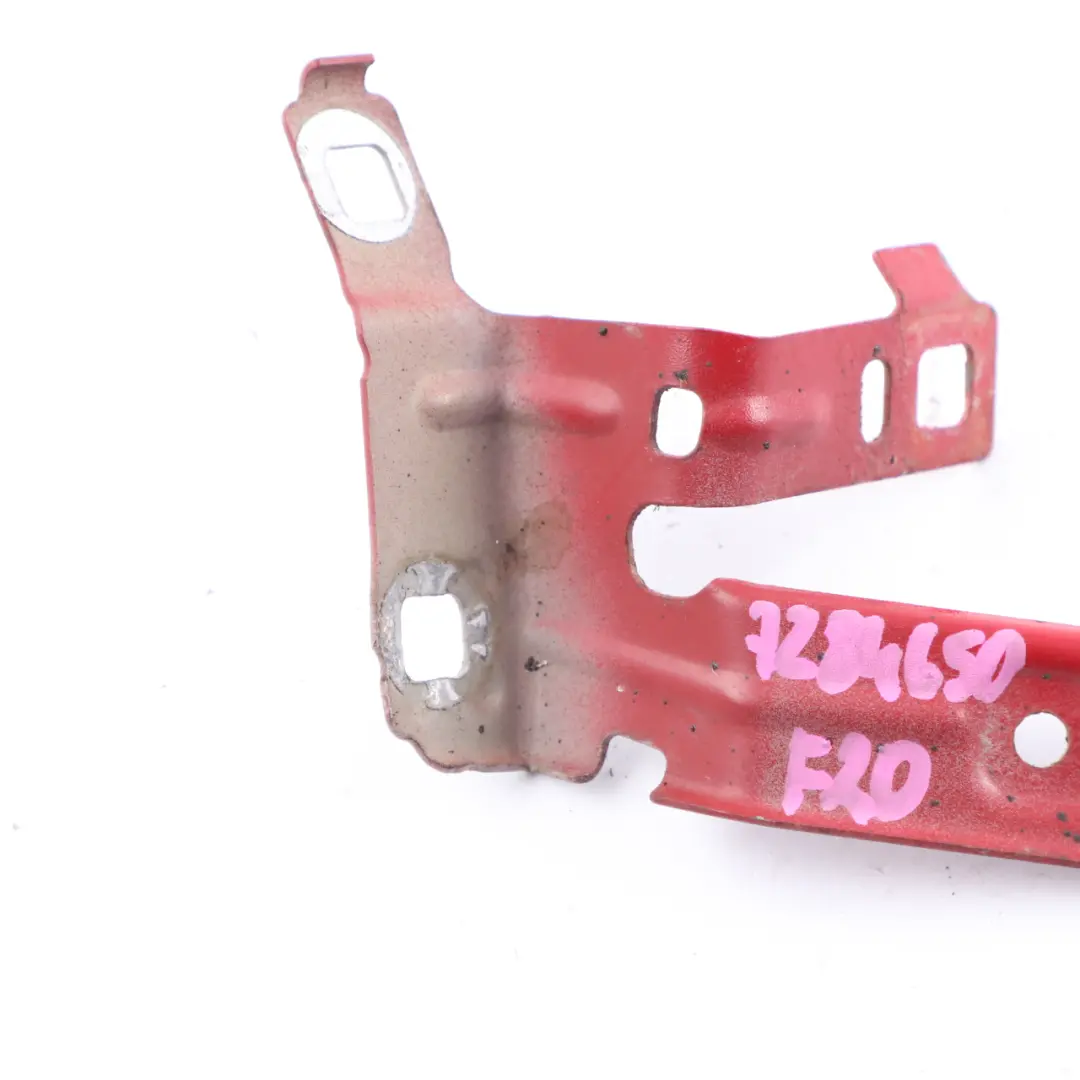 BMW F20 F21 Support Fixation Aile Avant Droit 2 Rouge Cramoisi A61 - SKU 7284650-KAR - Numéro de pièce 7284650