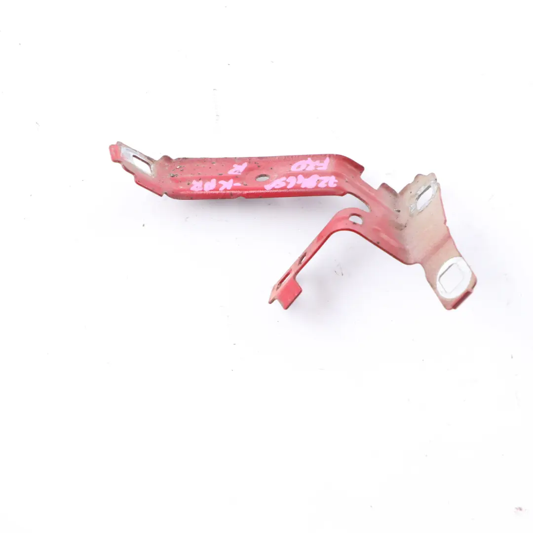 Staffa Supporto Parafango Anteriore Destro 2 Rosso Cremisi-A61 per BMW F20 F21 con numero di parte 7284650 BMW F20 F21 Staffa Supporto Parafango Anteriore Destro 2 Rosso Cremisi-A61 - SKU 7284650-KAR - Numero di parte 7284650