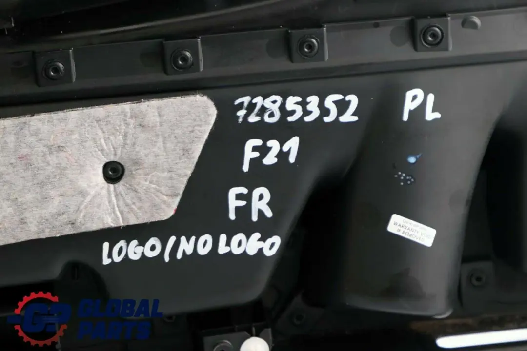 BMW F21 F22 Türverkleidung Vorn Rechts Stoff Anthrazit Akzent Rot - SKU 7285352 - Teilenummer 7285352