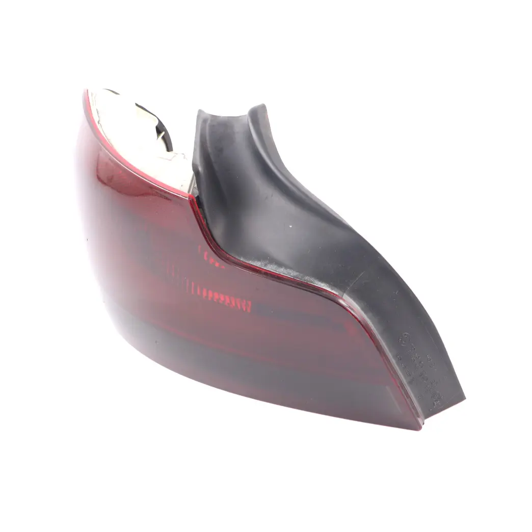 Fanale posteriore BMW E82 E88 Fanale posteriore sinistro colorato per con numero di parte 7285641 Fanale posteriore BMW E82 E88 Fanale posteriore sinistro colorato - SKU 7285641-1 - Numero di parte 7285641