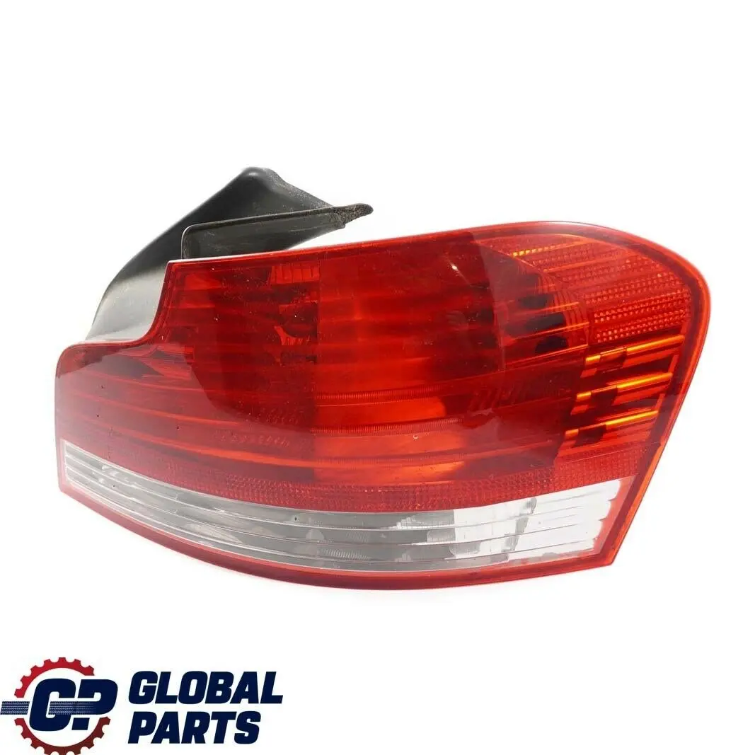 BMW 1 Series E82 E88 Taillight Tail Light Lamp Right Rear O/S - SKU 7285642 - Part number 7285642