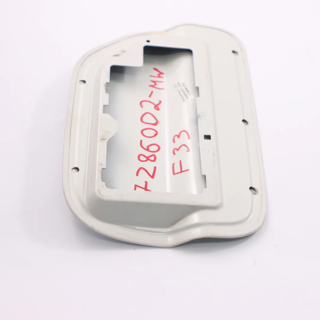 Capuchon de trappe à carburant Blanc minéral métallisé A96 pour BMW F33 à propos du numéro de pièce 7286002 BMW F33 Capuchon de trappe à carburant Blanc minéral métallisé A96 - SKU 7286002-MW - Numéro de pièce 7286002